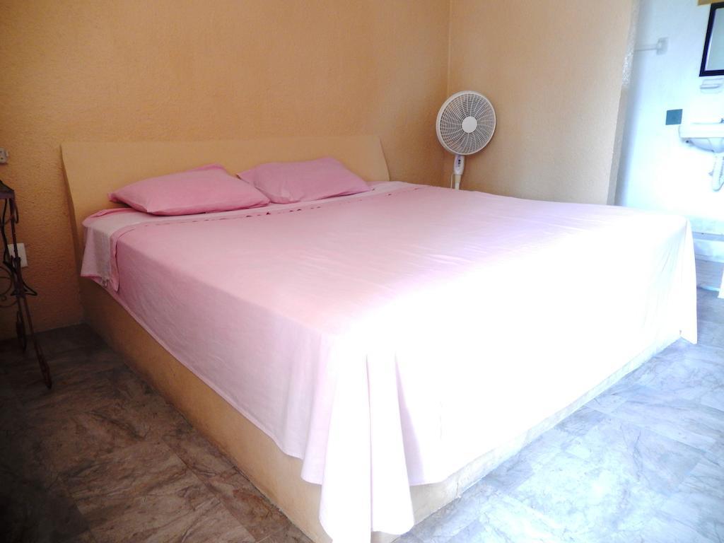 Hotel Evasion Acapulco Room photo