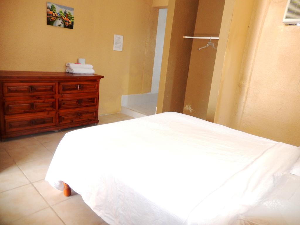 Hotel Evasion Acapulco Room photo